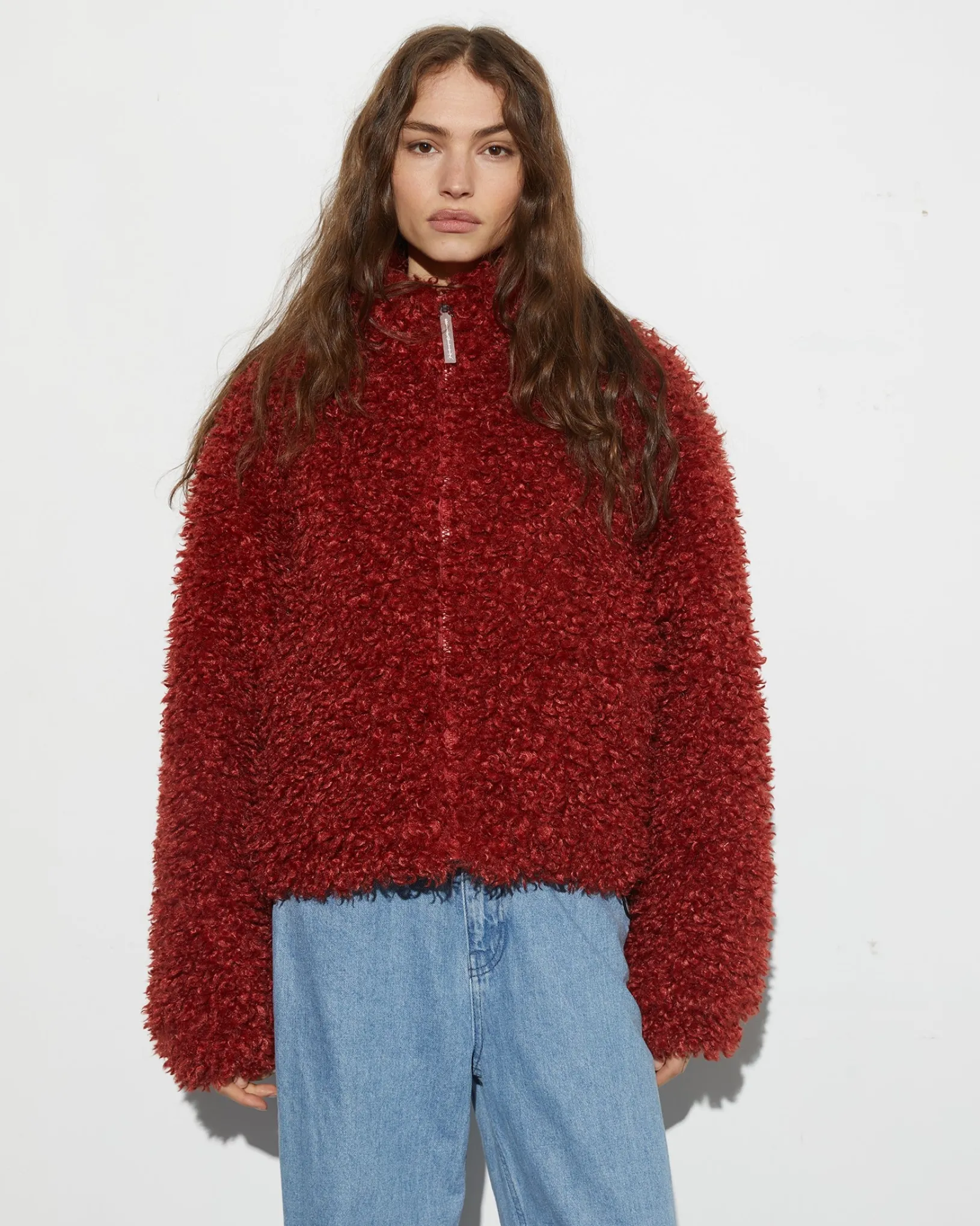 milana_cropped_fluffy_puffer__brown_3.webp STIEGLITZ Milana Cropped Fluffy Puffer | Brown Fashion