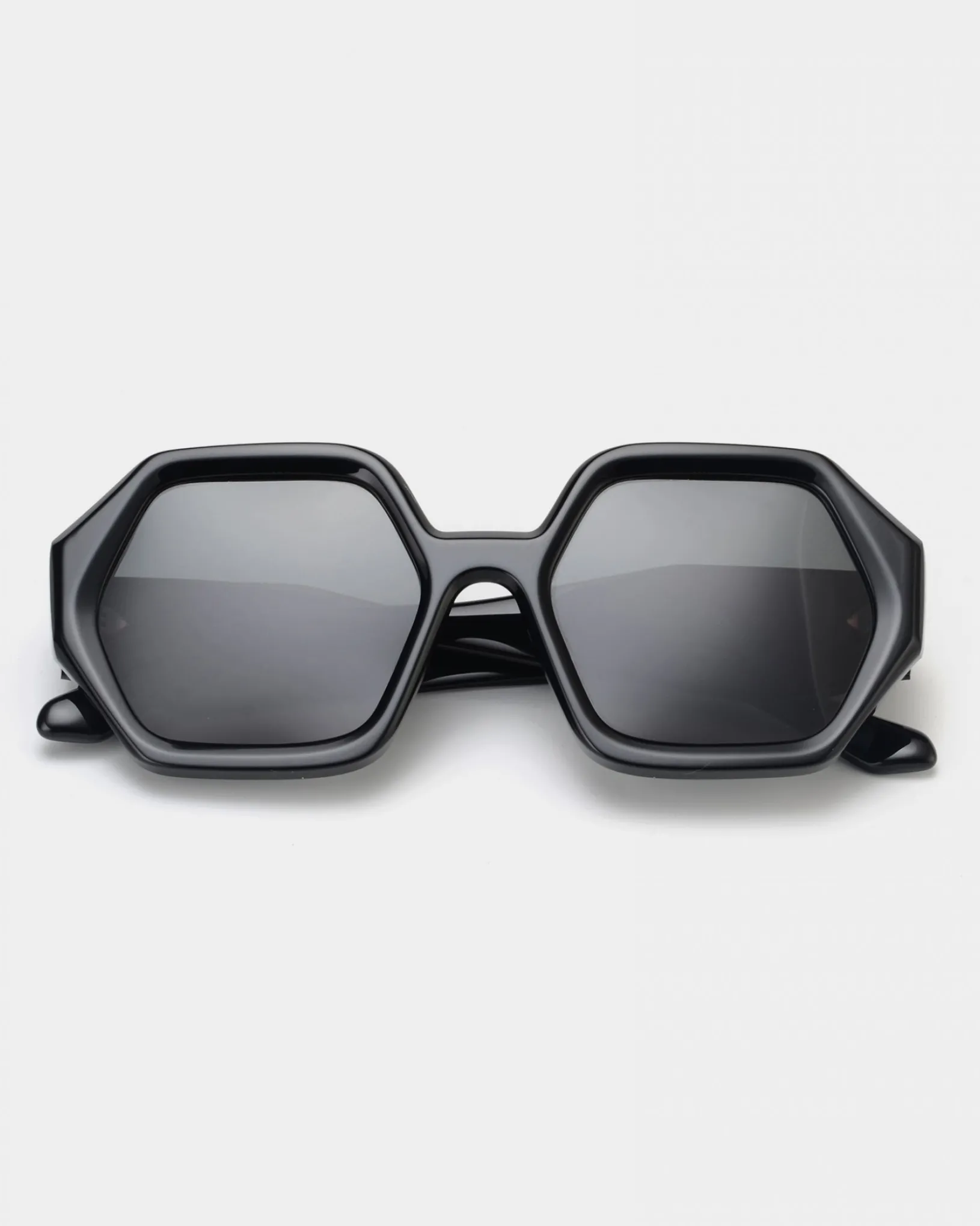 ula_sunglasses__black_1.webp STIEGLITZ Ula Sunglasses | Black Online
